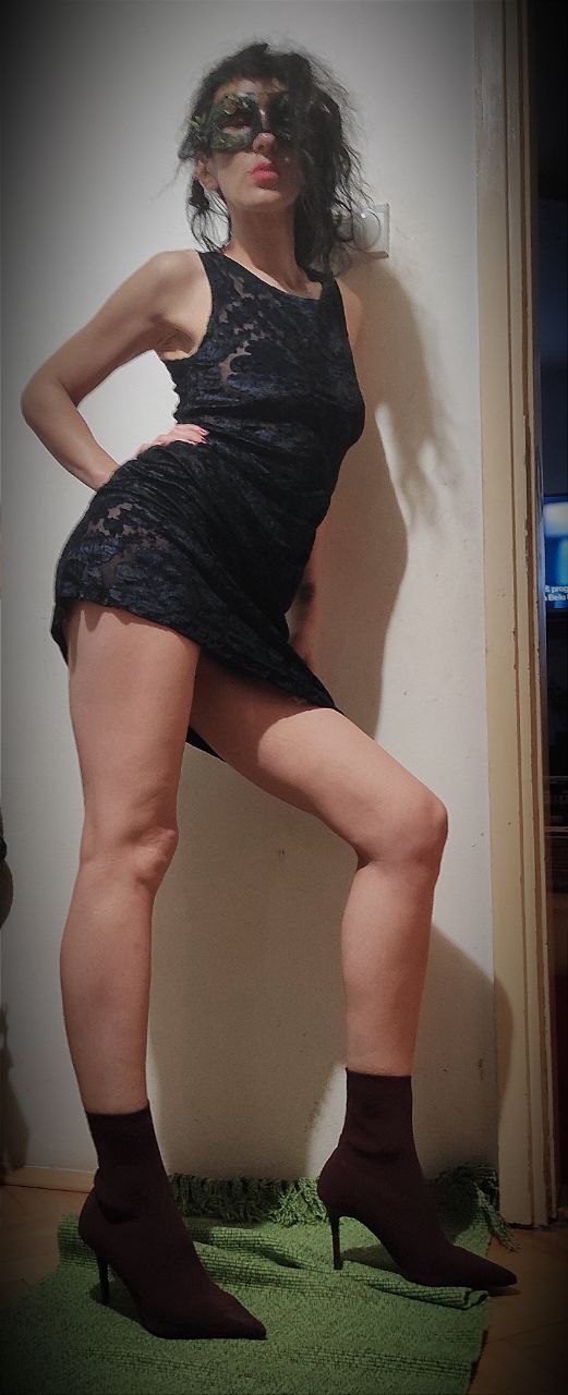 @minadrakula